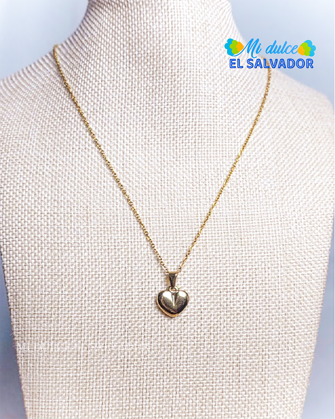 Heart pendant necklace